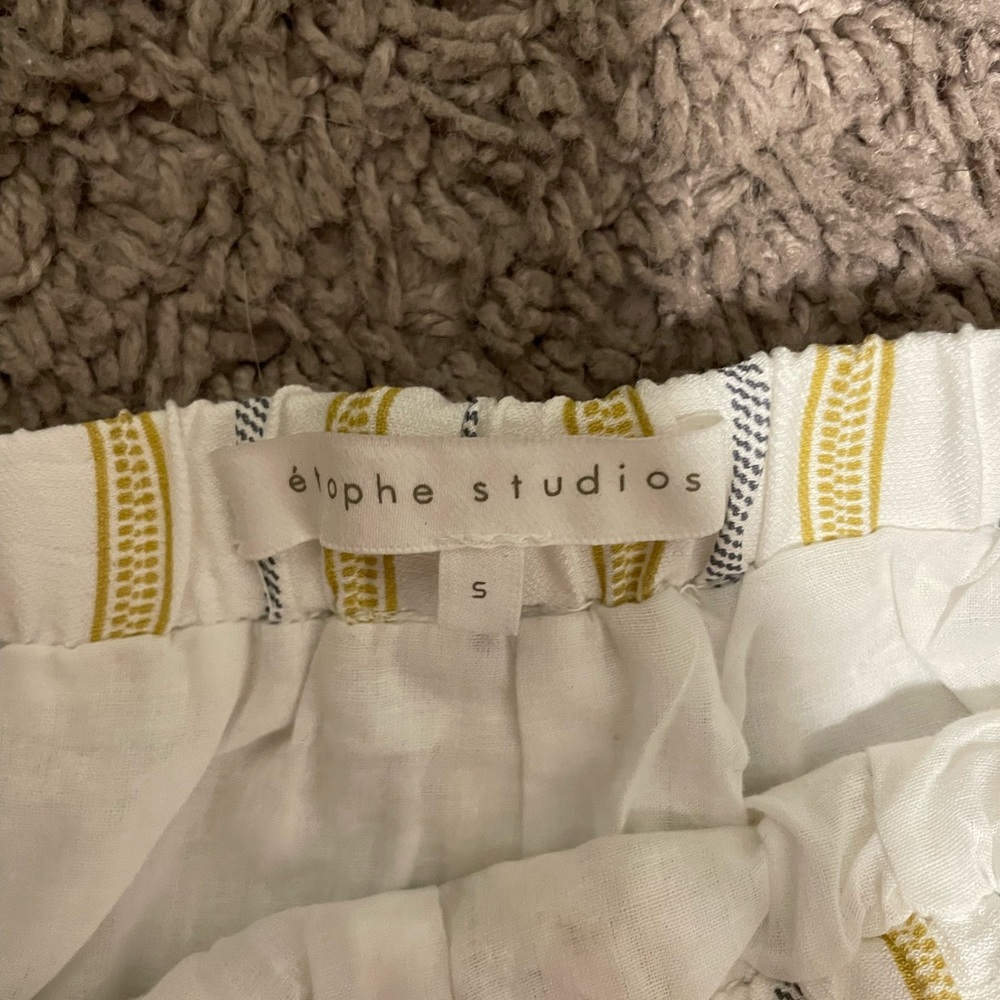 White & Yellow Set - Picture 4 of 4